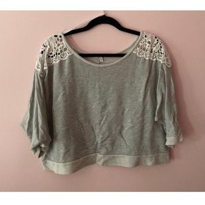 Delias gray crop top